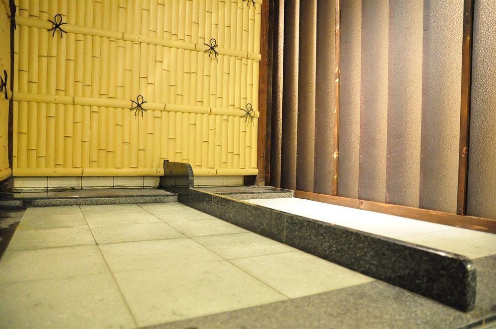 Capsule Hotel & Sauna Ikebukuro Plaza Tōkyō Extérieur photo