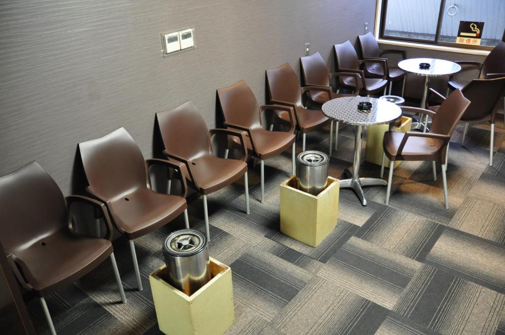 Capsule Hotel & Sauna Ikebukuro Plaza Tōkyō Extérieur photo