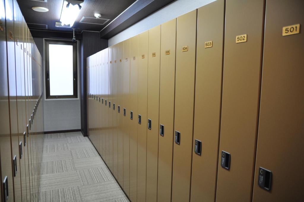 Capsule Hotel & Sauna Ikebukuro Plaza Tōkyō Extérieur photo