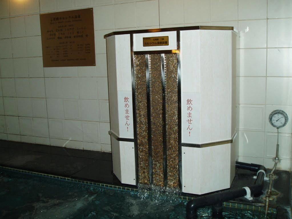 Capsule Hotel & Sauna Ikebukuro Plaza Tōkyō Extérieur photo